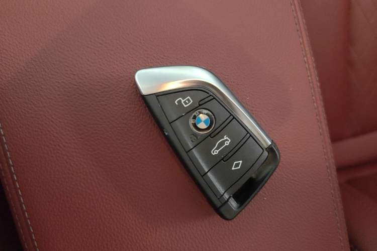 Used BMW i3 2024 eDrive 35 L Vehicle Key