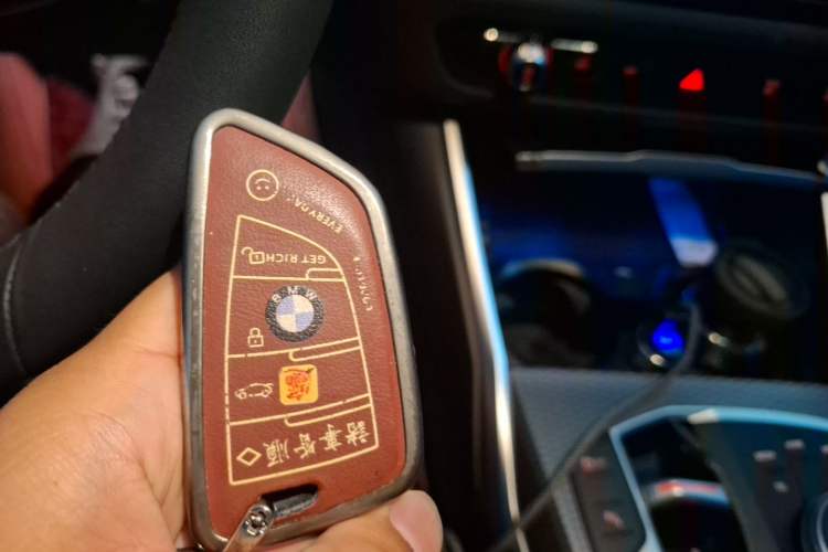 Used BMW i3 2024 eDrive 40 L Midnight Edition Vehicle Key