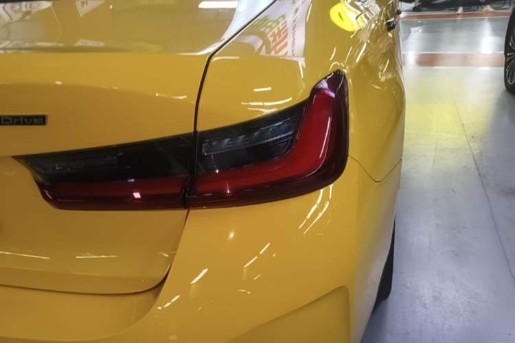 Used BMW i3 2024 eDrive 35 L Exterior 3