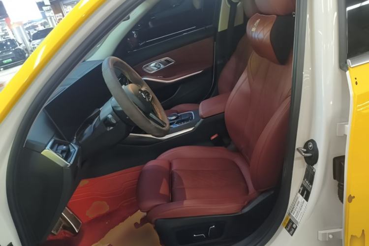 Used BMW i3 2024 eDrive 35 L Left Front Seat