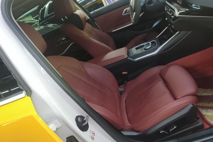 Used BMW i3 2024 eDrive 35 L Right Front Seat
