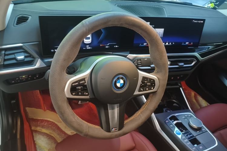 Used BMW i3 2024 eDrive 35 L Steering Wheel