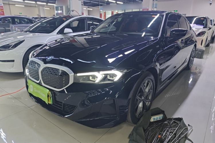 BMW i3 2025 eDrive 35 L