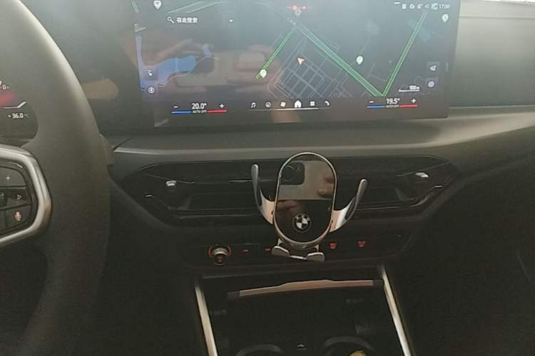 Used BMW i3 2025 eDrive 35 L Audio And AC Panel