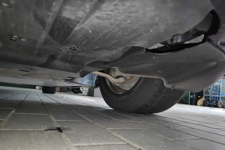 Used BMW i3 2025 eDrive 40 L Midnight Edition Chassis Front Left
