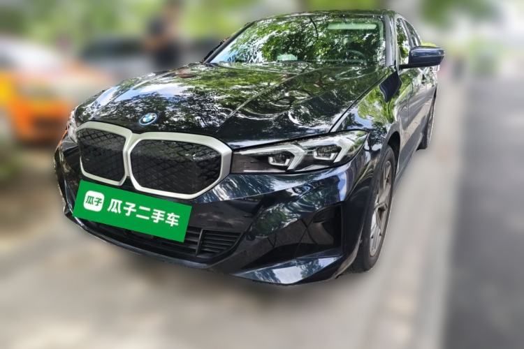 BMW i3 2025 eDrive 35 L