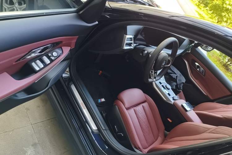 Used BMW i3 2025 eDrive 35 L Driver Seat