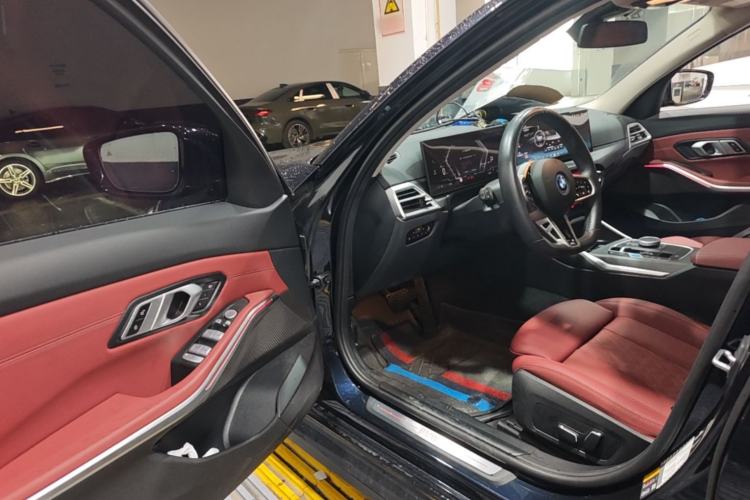 Used BMW i3 2025 eDrive 35 L Driver Seat