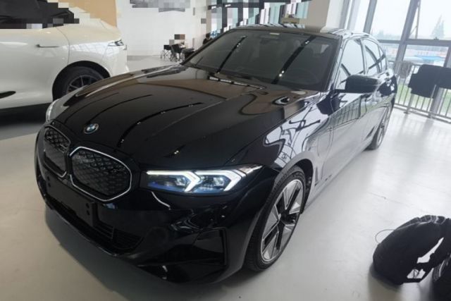 Used BMW i3 2025 eDrive 40 L Midnight Sports Package