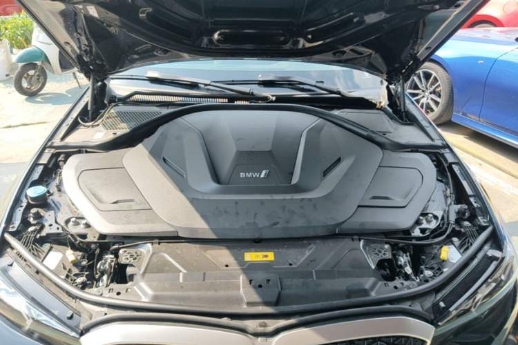 Used BMW i3 2025 eDrive 35 L Engine Bay