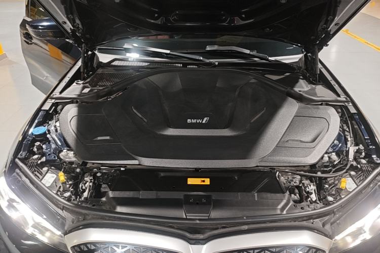 Used BMW i3 2025 eDrive 35 L Engine Bay