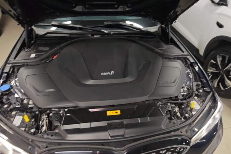 Used BMW i3 2025 eDrive 40 L Midnight Edition Engine Bay