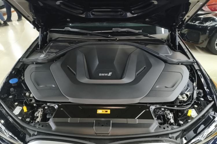 Used BMW i3 2025 eDrive 35 L Engine Bay