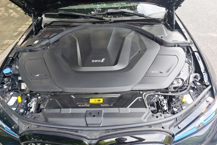 Used BMW i3 2025 eDrive 40 L Midnight Sports Package Engine Bay