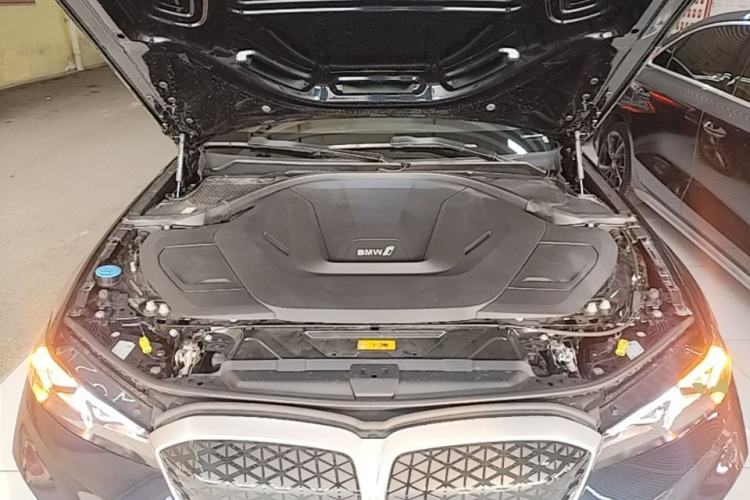 Used BMW i3 2025 eDrive 35 L Engine Bay