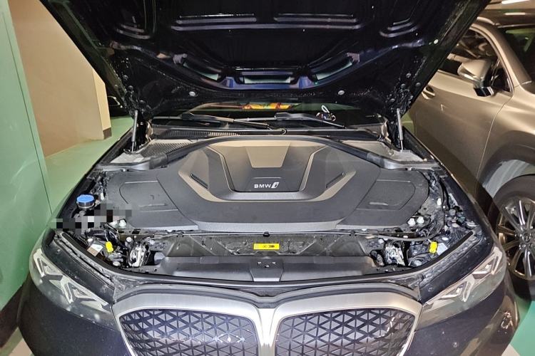 Used BMW i3 2025 eDrive 35 L Engine Bay