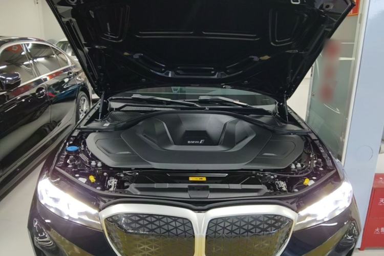 Used BMW i3 2025 eDrive 35 L Engine Bay