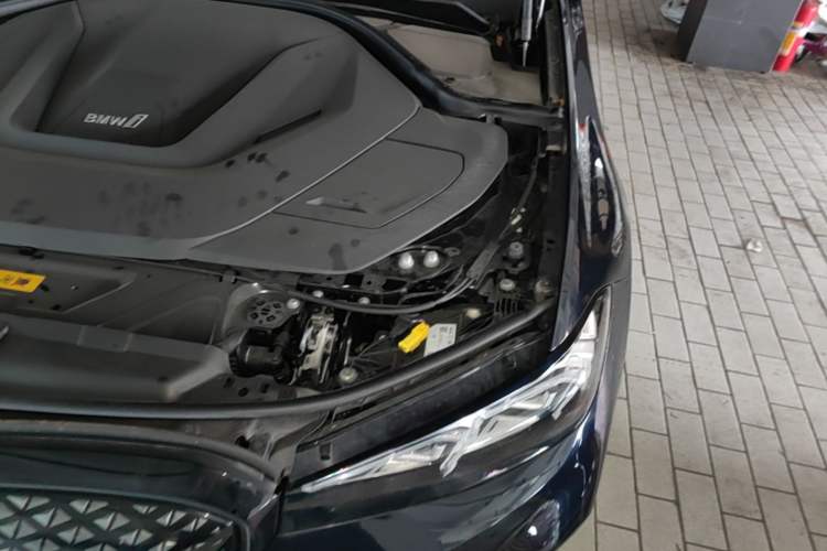 Used BMW i3 2025 eDrive 40 L Midnight Edition Engine Bay Left