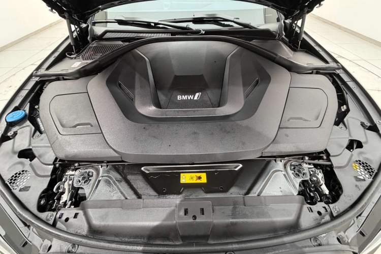 Used BMW i3 2025 eDrive 40 L Midnight Edition Engine Bay