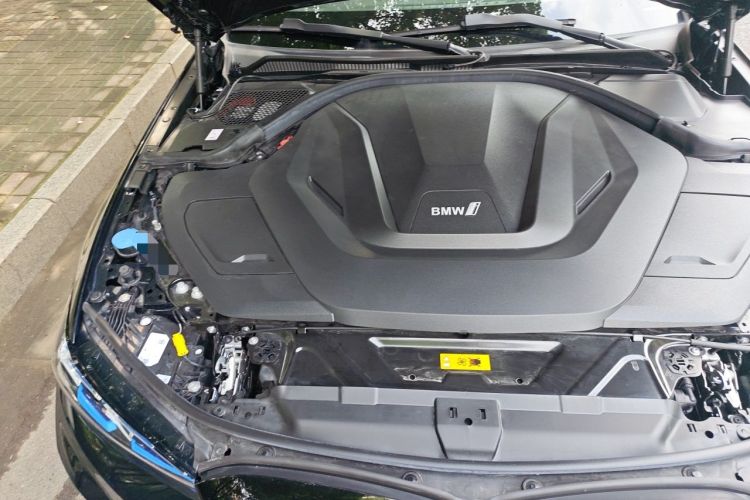 Used BMW i3 2025 eDrive 40 L Midnight Sports Package Engine Bay Right