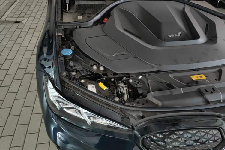 Used BMW i3 2025 eDrive 40 L Midnight Edition Engine Bay Right