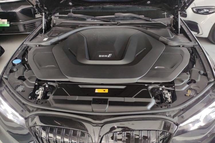 Used BMW i3 2025 eDrive 35 L Engine Bay