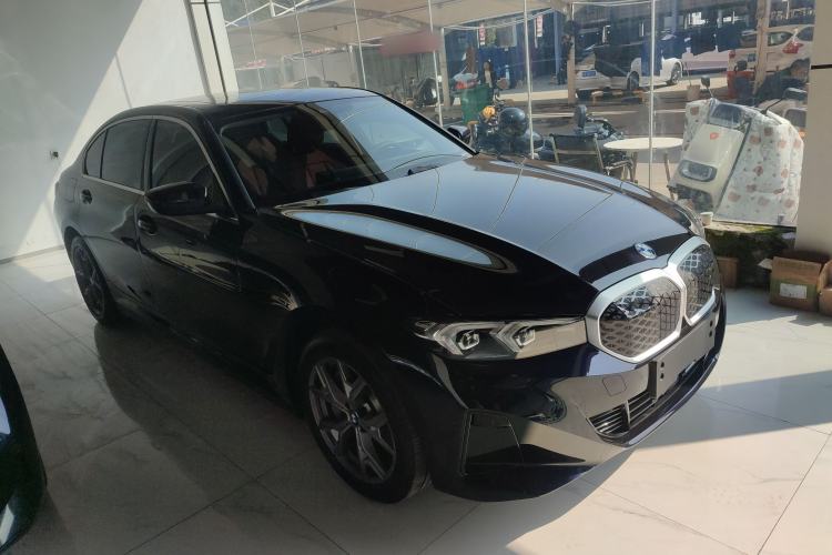 Used BMW i3 2025 eDrive 35 L Exterior 1