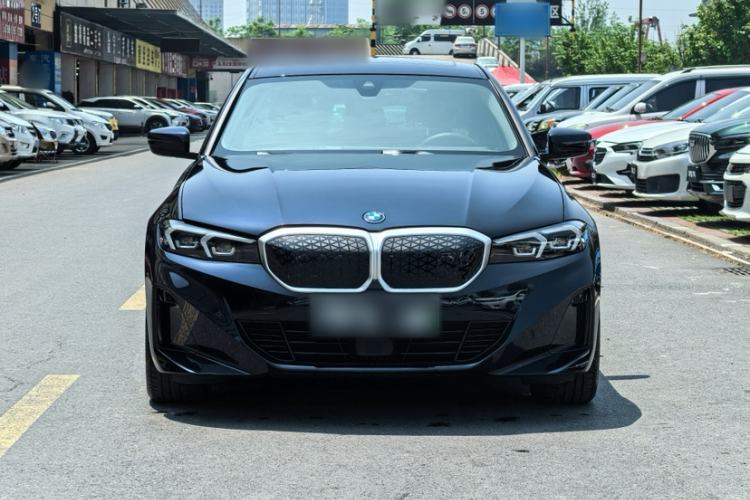 Used BMW i3 2025 eDrive 35 L Exterior 1