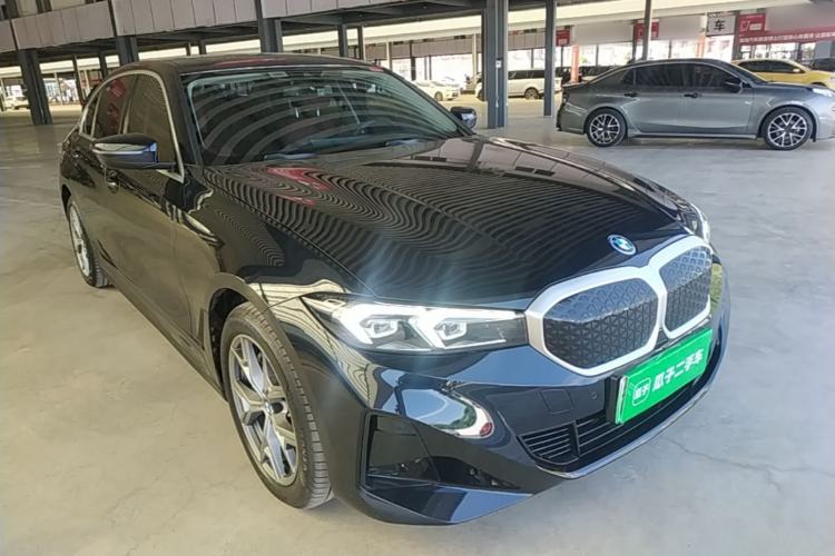 Used BMW i3 2025 eDrive 35 L Exterior 1