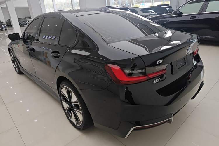 Used BMW i3 2025 eDrive 40 L Midnight Sports Package Exterior 2