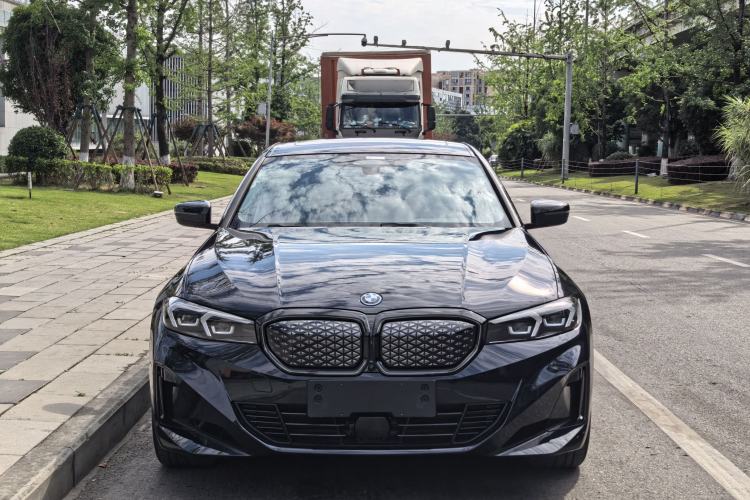 Used BMW i3 2025 eDrive 40 L Midnight Edition Exterior 3