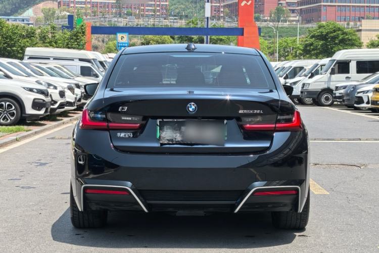 Used BMW i3 2025 eDrive 35 L Exterior 3