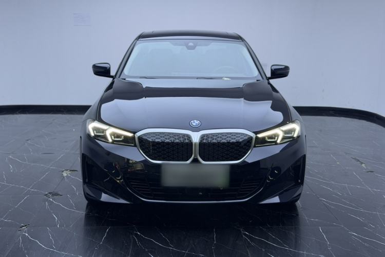 Used BMW i3 2025 eDrive 35 L Exterior 3