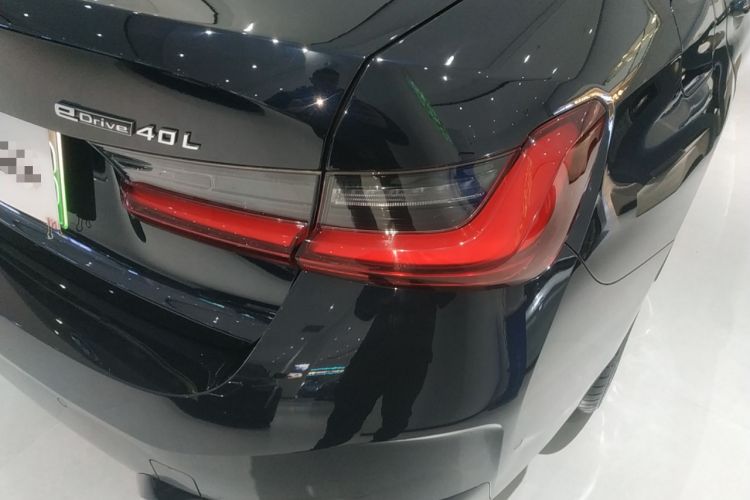 Used BMW i3 2025 eDrive 40 L Midnight Sports Package Exterior 3