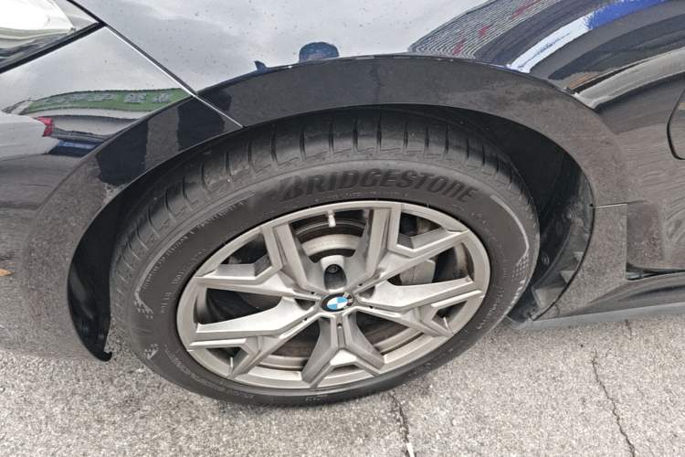 Used BMW i3 2025 eDrive 35 L Exterior 4