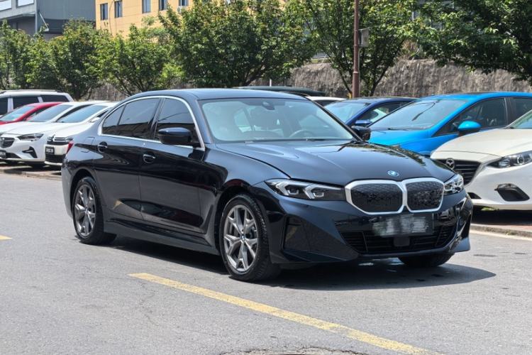 Used BMW i3 2025 eDrive 35 L Exterior 5