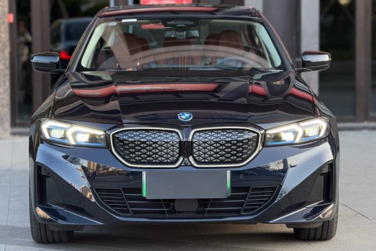 Used BMW i3 2025 eDrive 40 L Midnight Sports Package Exterior 5