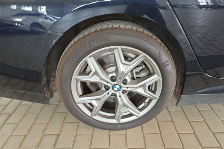 Used BMW i3 2025 eDrive 35 L Exterior 5