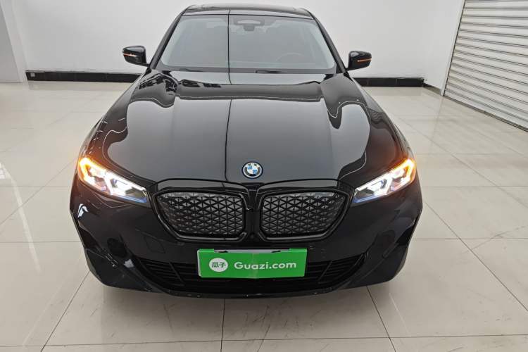 Used BMW i3 2025 eDrive 40 L Midnight Sports Package Front