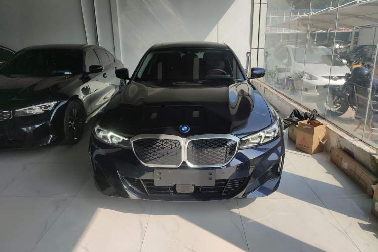 Used BMW i3 2025 eDrive 35 L Front