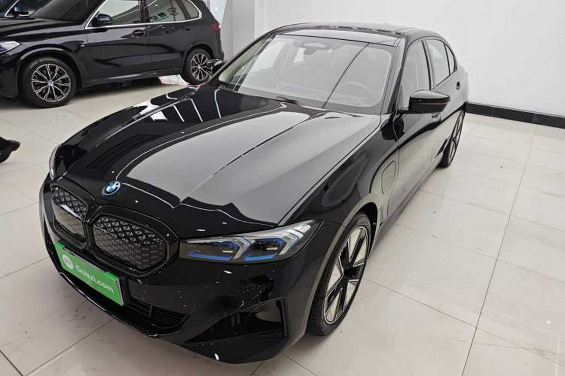 Used BMW i3 2025 eDrive 40 L Midnight Sports Package Front Left 45 Deg