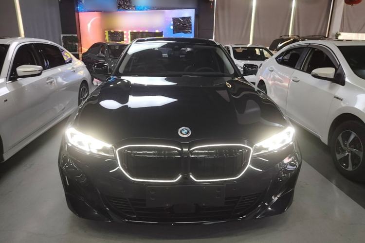Used BMW i3 2025 eDrive 35 L Front