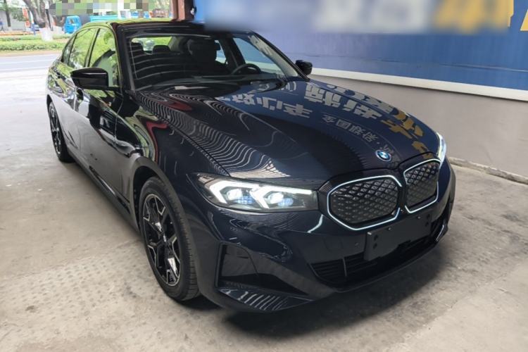 Used BMW i3 2025 eDrive 40 L Midnight Edition Front Right 45 Deg