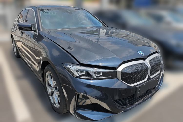 Used BMW i3 2025 eDrive 35 L Front Right 45 Deg