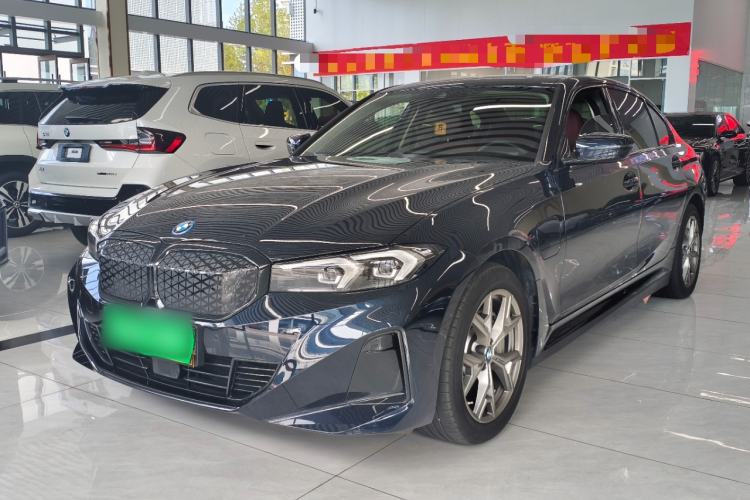 BMW i3 2025 eDrive 35 L
