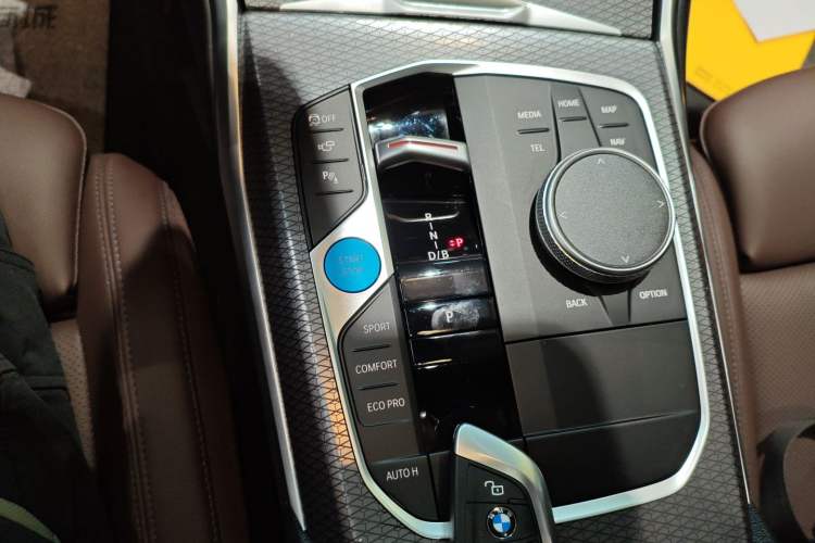 Used BMW i3 2025 eDrive 40 L Midnight Edition Gear Lever