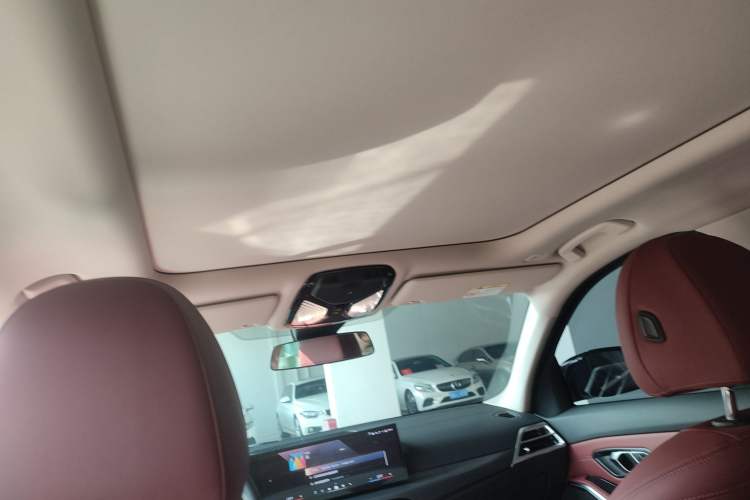 Used BMW i3 2025 eDrive 35 L Headliner