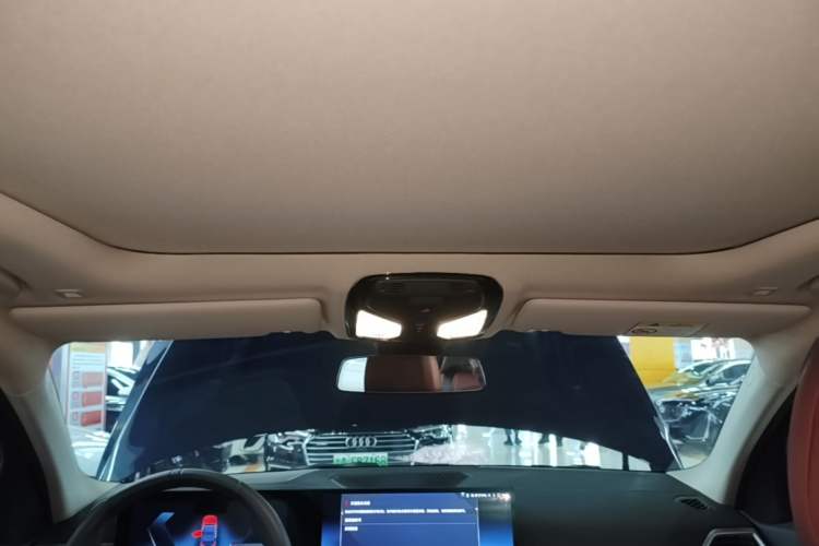 Used BMW i3 2025 eDrive 35 L Headliner