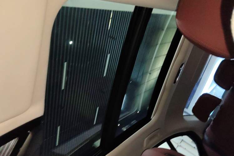 Used BMW i3 2025 eDrive 35 L Headliner