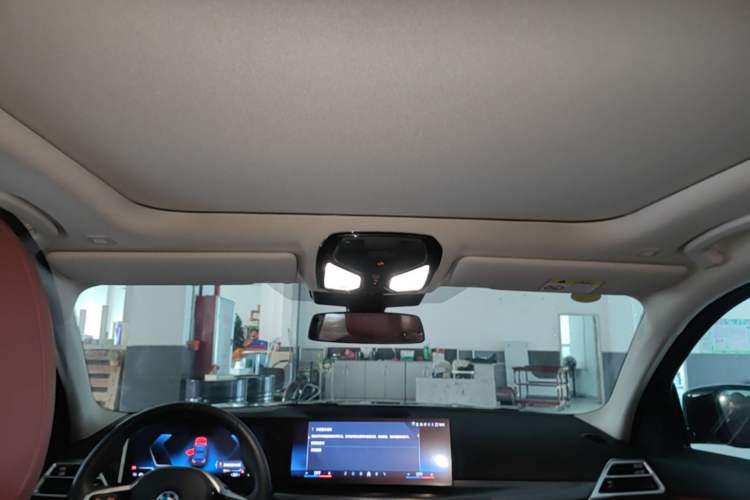 Used BMW i3 2025 eDrive 40 L Midnight Edition Headliner